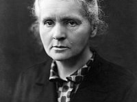 मैरी क्यूरी : प्रथम महिला नोबेल पुरस्कार विजेता